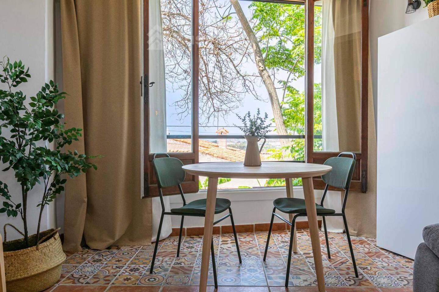 Pass The Keys Cozy In Heart Of Nueva Andalucia Appartement *